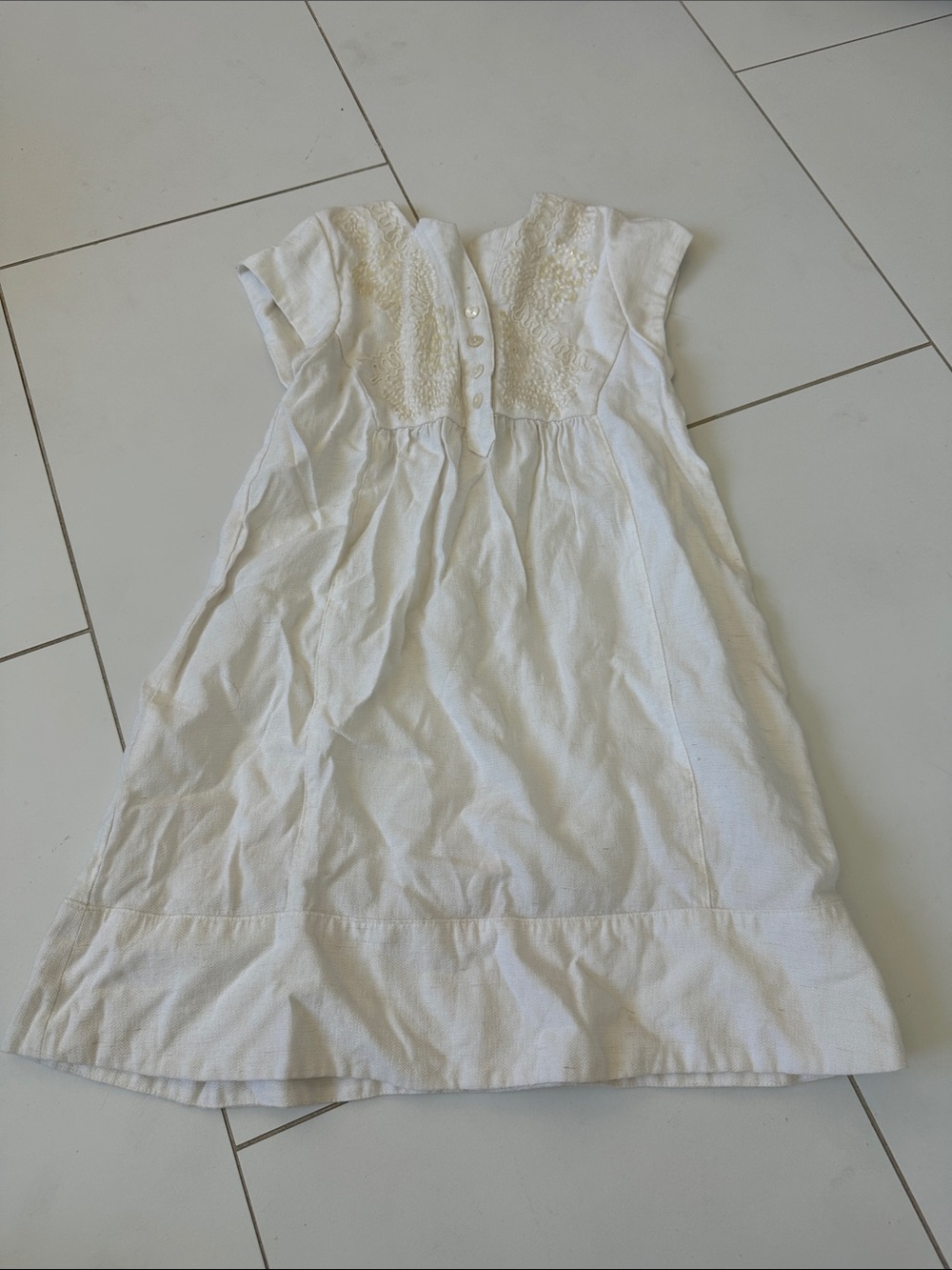 Seed linen blend White Embroidered Dress 4/5 girls